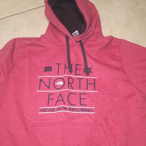 Men's North Face Hoodie - Picture 3 of 4